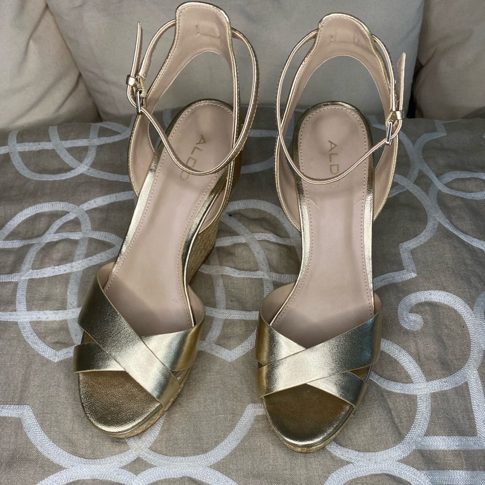 Aldo wedge sandals